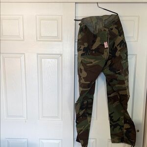 Classic Camouflage Military-Style Cargo Pants BDU